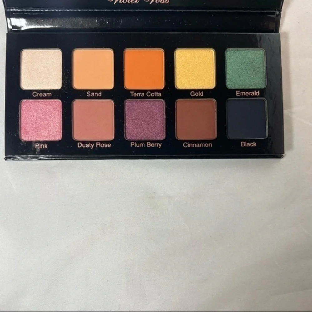 Violet Voss Essentials Series Eyeshadow Palette